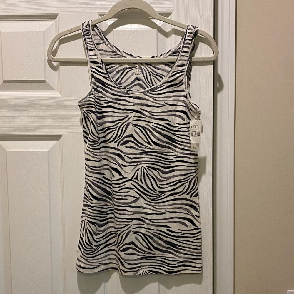 NWT Loft tank top, size Medium